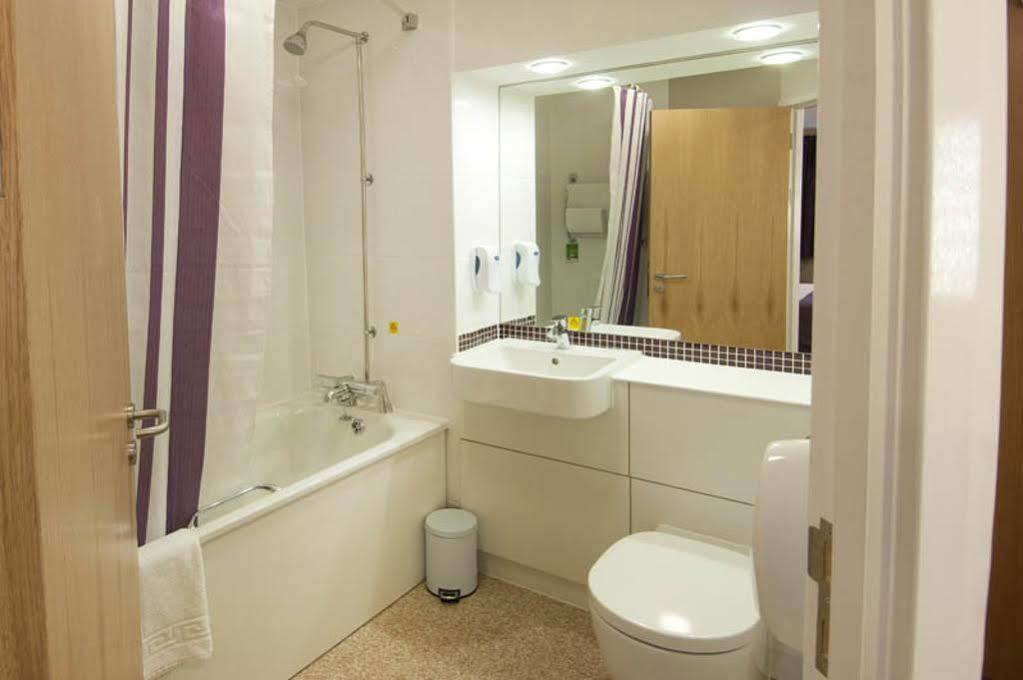Premier Inn ביסטר מראה חיצוני תמונה