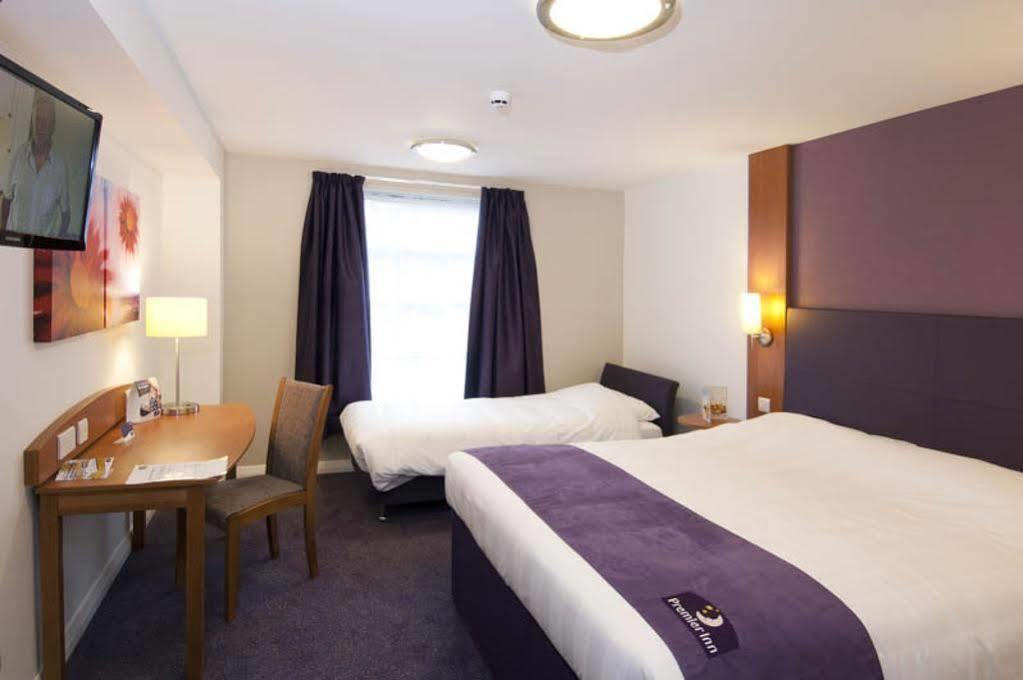 Premier Inn ביסטר מראה חיצוני תמונה
