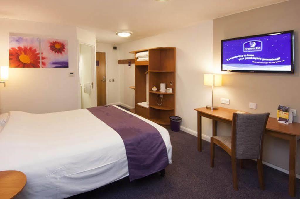 Premier Inn ביסטר מראה חיצוני תמונה